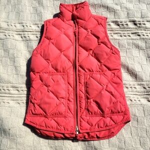 J. Crew Diamond Quilt Down-Filled Vest size XXS/XS Coral Pink